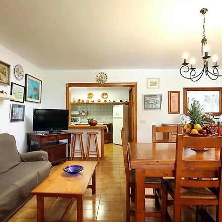 Holiday home Charmante Ideal Fuer Paare Oder Familien By Interhome Pollenca