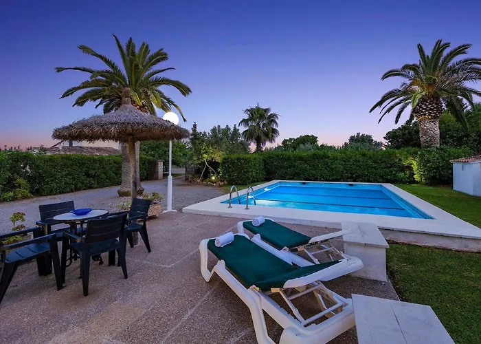 Charmante Ideal Fuer Paare Oder Familien By Interhome *