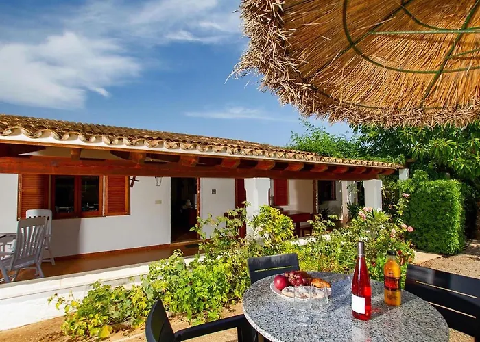 Charmante Ideal Fuer Paare Oder Familien By Interhome Hébergement de vacances