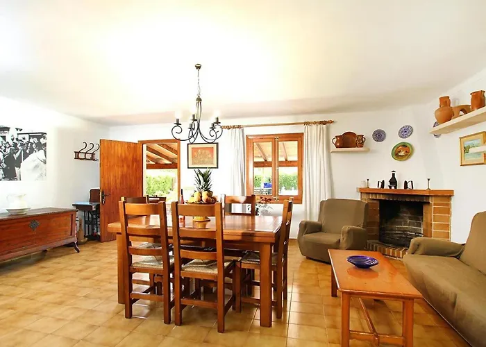 Charmante Ideal Fuer Paare Oder Familien By Interhome * Pollenca